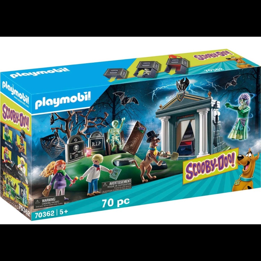 Scooby-Doo Playmobil 70 Piece Cemetery Zombies Skeleton Play Set ~ Never opened!